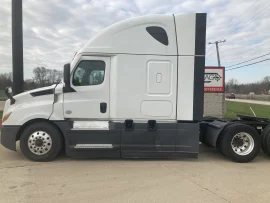 2023 FREIGHTLINER, CASCADIA 126 - Image #3