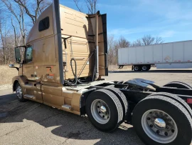 2014 VOLVO, VNL - Image #5