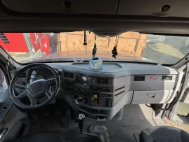 2014 PETERBILT, 587 - Image #4