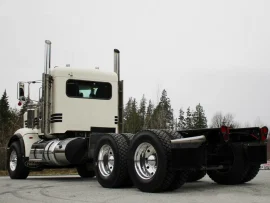 2021 PETERBILT, 367H Extended Day Cab Tandem - X15 565 HP 18 Spd 2050 Torque Double Frame 20K Front Axle 46K Rear Full Lockers Warranty till 2025 - Image #4