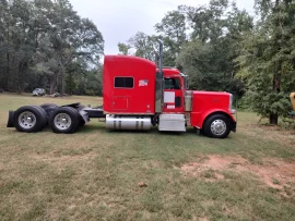 2011 PETERBILT, 389 - Image #2