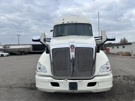 2017 KENWORTH, T680 - Image #4