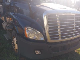 2014 FREIGHTLINER, CASCADIA 125 - Image #4
