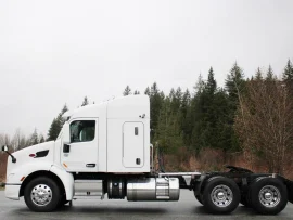 2018 PETERBILT, 579 TANDEM AXLE SLEEPER SEMI  - Image #3