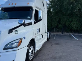 2020 FREIGHTLINER, CASCADIA 116 - Image #3