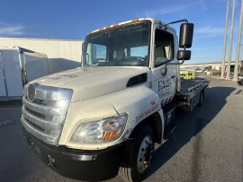 2015 HINO, 268 - Image #5