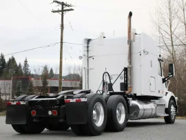 2017 PETERBILT, 567 Tandem Highway with 58in Sleeper - Image #4