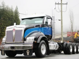2020 KENWORTH, T880 DAYCAB TRI DRIVE X15 565HP 2050 TORQUE 16K FRONT AXLE DOUBLE FRAME FULL LOCKERS WARRANTY TILL 2025 - Image #3
