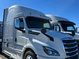 2020 FREIGHTLINER, CASCADIA - Image #2
