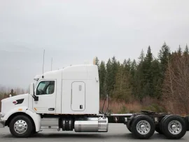 2017 PETERBILT, 567 TANDEM HIGHWAY  - Image #2