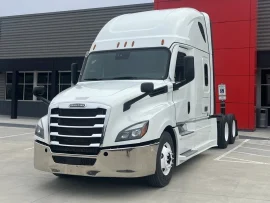 2023 FREIGHTLINER, CASCADIA 126 - Image #3