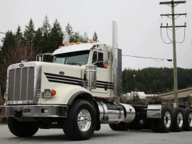 2021 PETERBILT, 367H Extended Day Cab Tri Drive - X15 565 HP 18 Spd 2050 Torque 20K Front Axle Double Frame Warranty till 2025 - Image #2