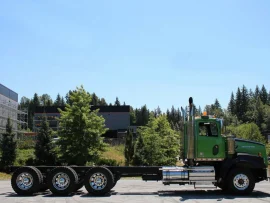 2016 WESTERN STAR, 4900 Day Cab Tri Drive - DD16 600HP 18 Spd 18740 Front Axle Double Frame Full lockers Low Miles - Image #5