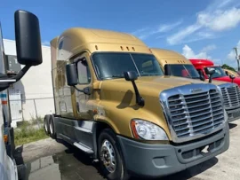 2017 FREIGHTLINER, CASCADIA 125 - Image #3