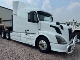 2014 VOLVO, VNL - Image #3