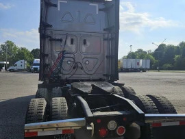 2022 FREIGHTLINER, CASCADIA 126 - Image #5