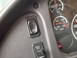 2018 FREIGHTLINER, M2 106 MEDIUM DUTY - Image #3