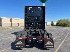 2022 FREIGHTLINER, CASCADIA 126 - Image #3