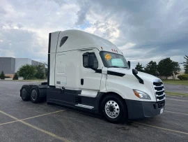 2022 FREIGHTLINER, CASCADIA 126 - Image #2