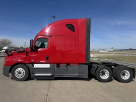 2020 FREIGHTLINER, CASCADIA 126 - Image #3