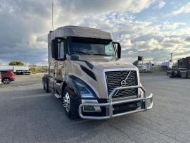 2021 VOLVO, VNL64T740 - Image #5