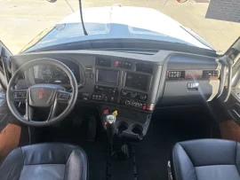 2022 KENWORTH, W990 - Image #5