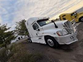 2015 FREIGHTLINER, CASCADIA 125 EVOLUTION - Image #3