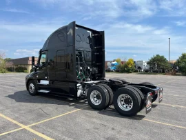 2022 FREIGHTLINER, CASCADIA 126 - Image #4