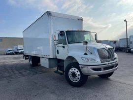 2017 INTERNATIONAL, DURASTAR 4300 - Image #2