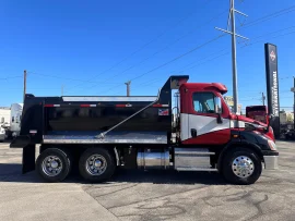 2017 FREIGHTLINER, CASCADIA 113 - Image #3