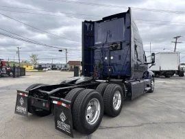 2020 INTERNATIONAL, LT625 - Image #4
