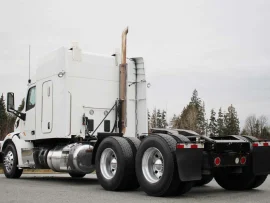 2017 PETERBILT, 567 TANDEM HIGHWAY  - Image #3