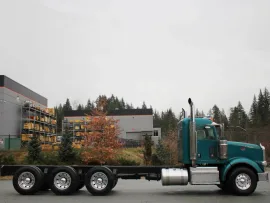 2016 PETERBILT, 367 EXTENDED DAY CAB TRI DRIVE - Image #5