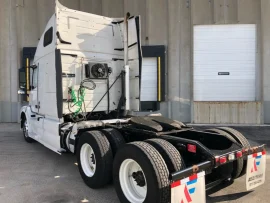 2015 VOLVO, VNL - Image #3
