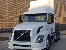 2015 VOLVO, VNL300 - Image #3