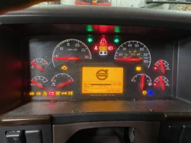 2015 VOLVO, VNL - Image #2