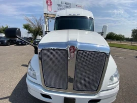 2020 KENWORTH, T680 - Image #2