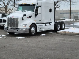 2018 PETERBILT, 579 - Image #3