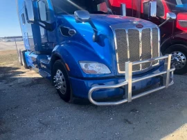 2017 PETERBILT, 579 - Image #2