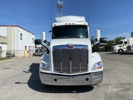 2016 PETERBILT, 579 - Image #4