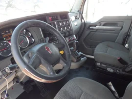 2017 KENWORTH, 680 - Image #2