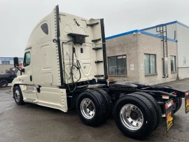 2016 FREIGHTLINER, CASCADIA 125 EVOLUTION - Image #3