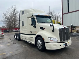 2020 PETERBILT, 579 - Image #5