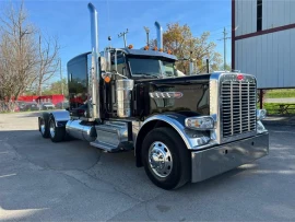 2018 PETERBILT, 389 - Image #5