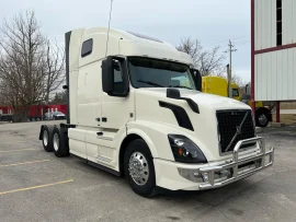 2017 VOLVO, VNL64T670 - Image #5
