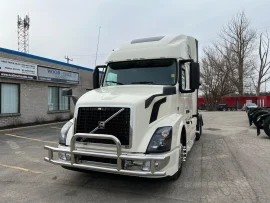 2017 VOLVO, VNL64T670 - Image #3