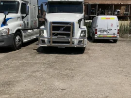 2010 VOLVO, VNL - Image #2