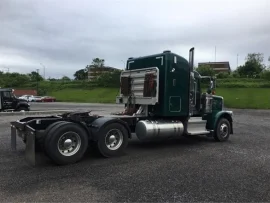 2021 PETERBILT, 389 - Image #2