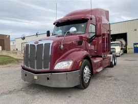 2017 PETERBILT, 579 - Image #2