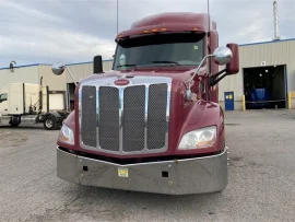 2017 PETERBILT, 579 - Image #5